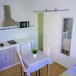 Loft Con Terraza Y Parking Privado Junto A La Playa Apartment *