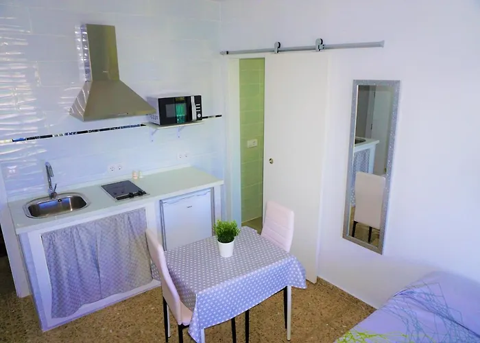 Loft Con Terraza Y Parking Privado Junto A La Playa شقة *